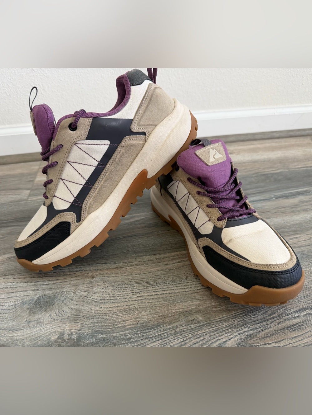 Ozark Trail Women’s Hiking Trail Sneakers women’s size 10